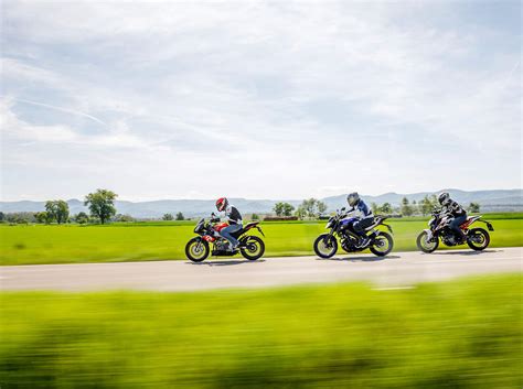 Vergleichstest 125er Naked Bikes Aprilia Tuono 125 Yamaha MT 125 Und KTM 125 Duke