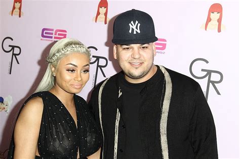Colossal Dumbass Rob Kardashian Could Face 6 Months In Prison For Posting Blac Chyna S Nude Pics