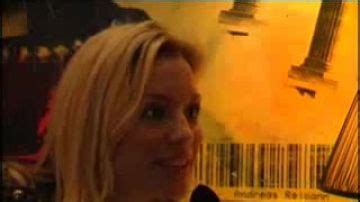 MILF Gostosa Aguentando Uma Tempestade PORNDROIDS