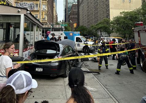 Car Crash In Hell S Kitchen Injures Two Pedestrians 83 Year Old Driver Hospitalized