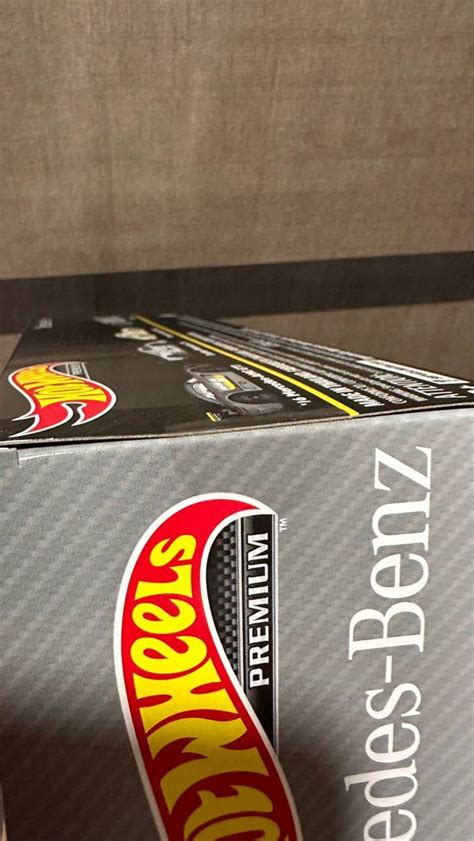 Hot Wheels Premium Collector Set Box Diorama Mercedes Benz AMG Hobbies Toys Toys Games