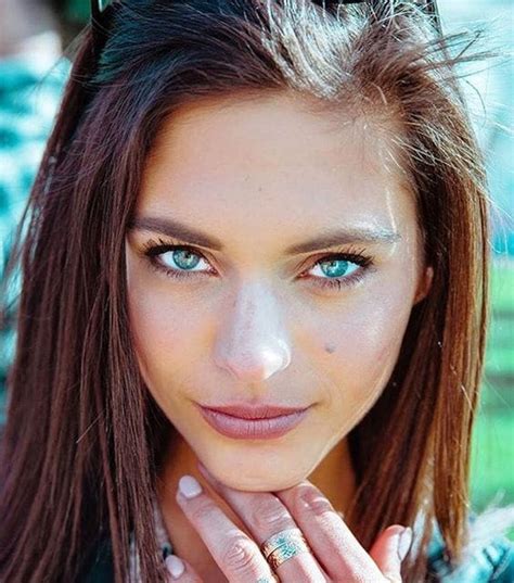 Smoking Hot R Alyssa Lynch