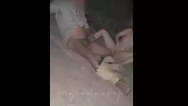 Sexy Indian Wife Full Nude Fingering With Fan On Beach At Night Indian Amateur Sex