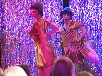 Cabaret-Premiere in Berlin | TIKonline.de