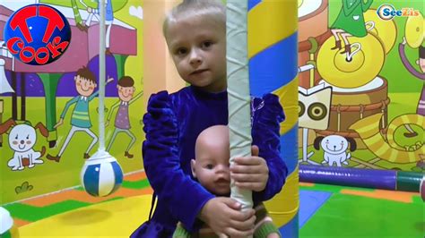 Кукла Беби Борн и Ярослава в детской игровой комнате. Baby Born Doll is ...
