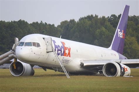 FedEx_Plane-Crash-Landing_57945--cc4ae.jpg - Washington Times