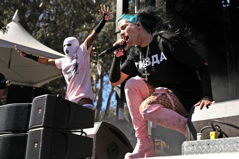 Russias Pussy Riot Makes A Statement By Making A Scene At Outside Lands Datebook