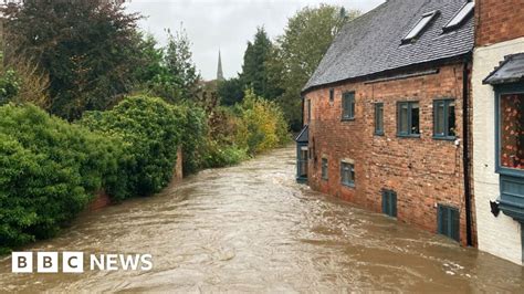 Derbyshire: Flooding led to 1,700 evacuations, council says