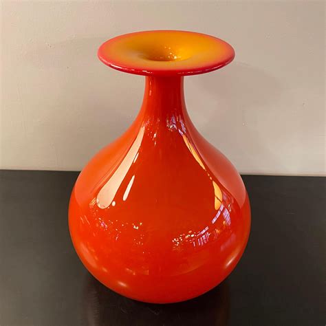 Mid Century Modern Art Glass Vase By Tom Connally Greenwich Flint Craft For Sale At 1stdibs