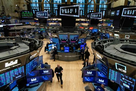 stock market highlights dow rises    points monday