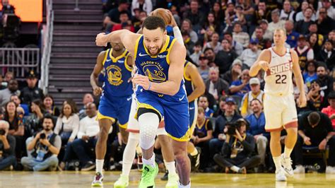 Steph Curry hits must-see circus shot to beat buzzer vs. Suns