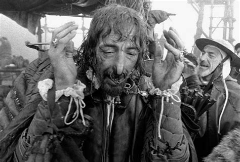 Фильм «Трудно быть Богом» (2013) - сюжет, актеры и роли, кадры из фильма