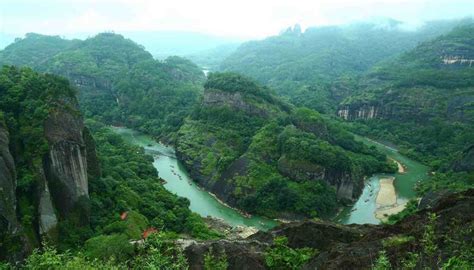 Wuyi Mountain - Biodiversity and Millennial Cultures | ChinaFetching