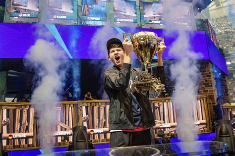 Fortnites First World Champion Claims M Prize Vgc