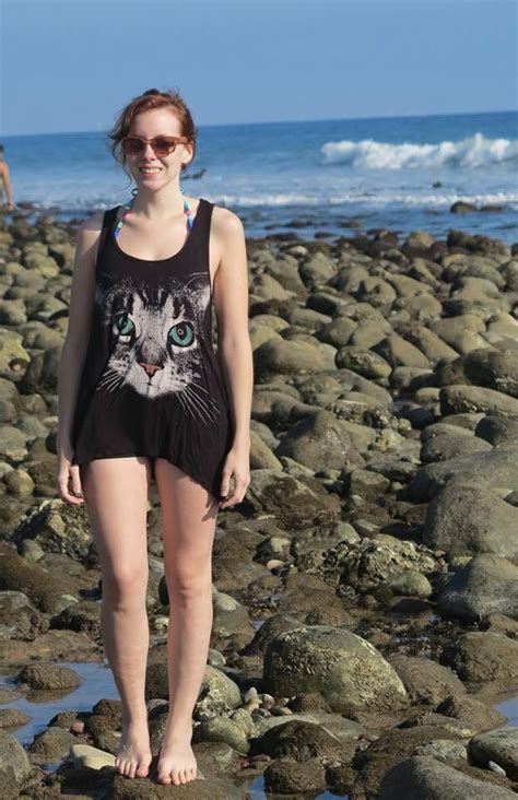 Hot Sexy Meredith Bull Bikini Pics