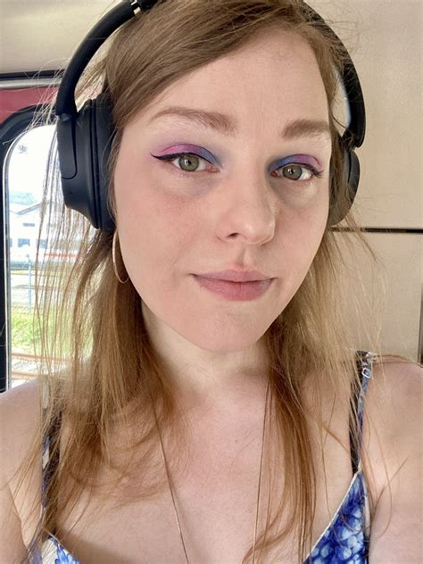 Z O E She Her On Twitter Going To See My Boyfriend Wish Me A Good Fuck Pls