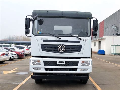 Dongfeng X Sprinkler Howo Water Tank Truck Sprinkler Truck L