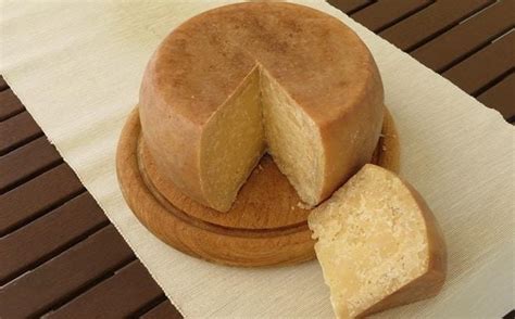 Сыр пекорино: пекорино романо, пекорино сардо, пекорино тоскано