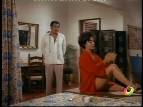 Naked Elsa Aguirre In Las Figuras De Arena