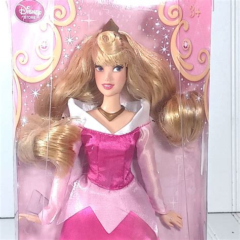 Disney Store Princess Aurora Classic Sleeping Beauty Velvet Dress Doll