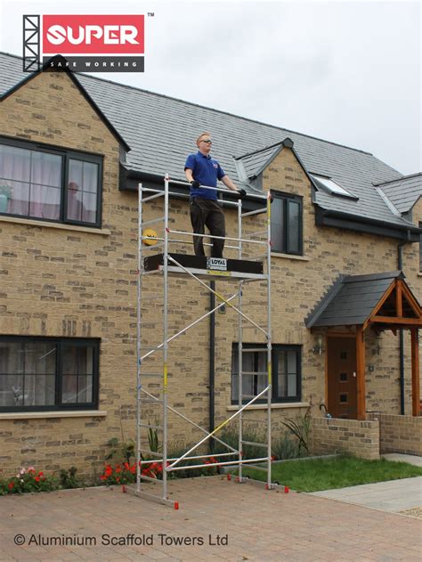 Ediy Scaffold Tower With Telescopic Outriggers And Toeboards