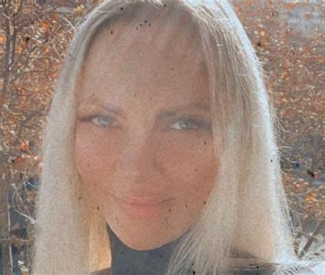 Naughty Blonde Free Live Webcam Show XXX Chat XHamsterLive