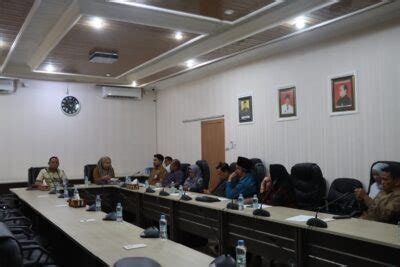 Banmus Dan Bapemperda DPRD Kaltim Kunker Ke DPRD Kota Balikpapan