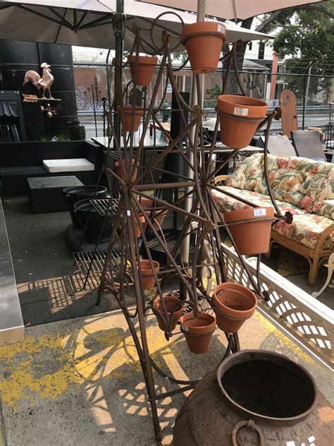 Lot - Metal Ferris Wheel Form Plant Stand