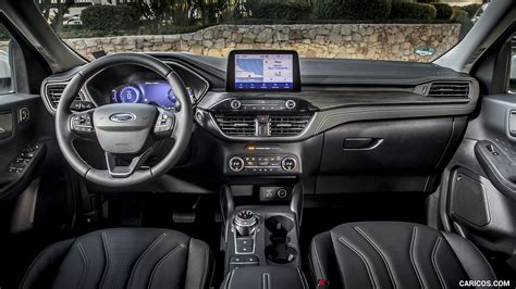 2020 Ford Kuga Plug-In Hybrid Vignale | Interior, Cockpit