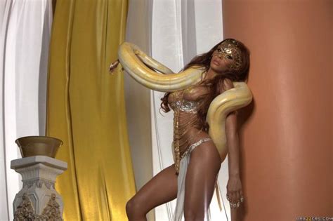 Madison Ivy Ivy S Anal Addiction Porn Pic