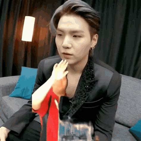 Suga Naked Yoongi Naked Suga Naked Yoongi Naked Discover Share Gifs