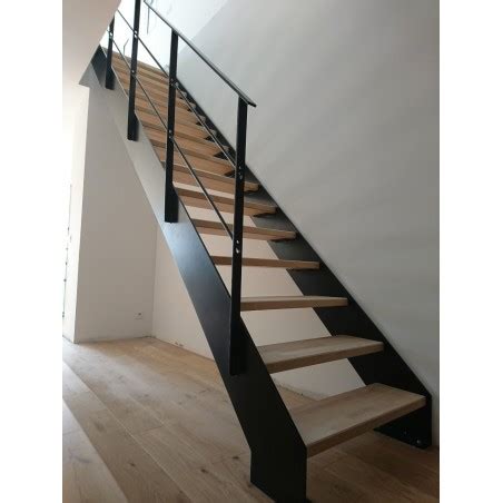 Escalier Industriel Mixte Acier Et Bois Droit Configurable Sur Mesure