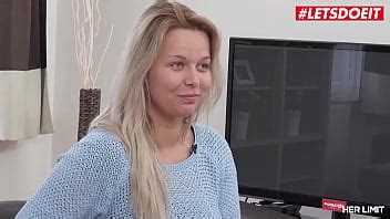 Herlimit Nikky Dream Big Tits Blonde Squirts Hard From Fingering And Hardcore Anal Sex