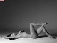 Naked Sthefany Brito In PELE PROJECT