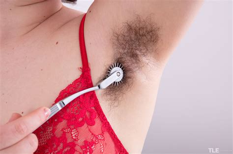 AMATEUR GIRL TheLifeErotic Hairy Pussy Ava Be