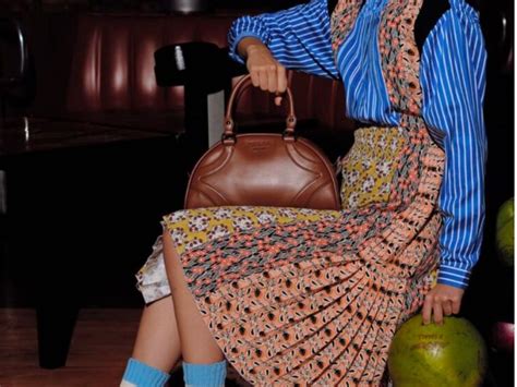 20 dáng túi hot trend mà bất cứ nàng sành điệu nào cũng phải sở hữu