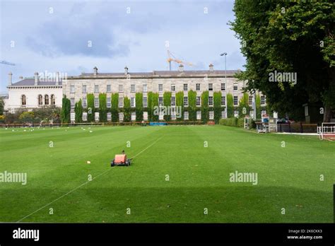 Trinity College Dublin Stock Photo Alamy
