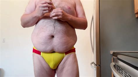 Dildo lässt einen fetten bären squirten xHamster