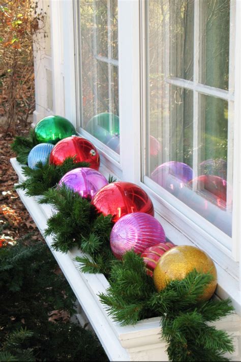 Christmas Decorations For Outside Of Home At Anthony Marro Blog