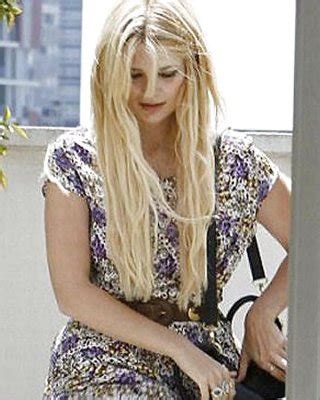 Mischa Barton Panty Upskirt Porn Pictures XXX Photos Sex Images 51029 PICTOA