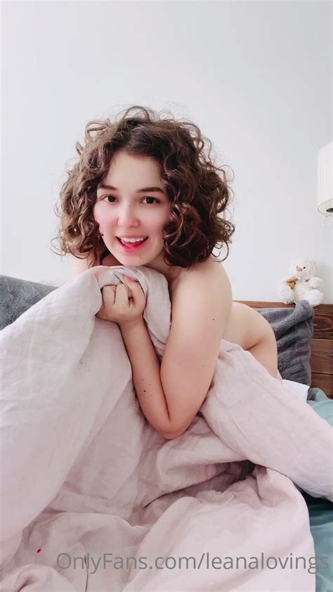 Leana Lovings Leanalovings Nude Onlyfans Leaks Photos Thefappening