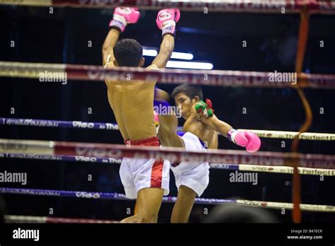 Thai Boxing Lumpinee Stadium Bangkok Thailand Stock Photo Alamy