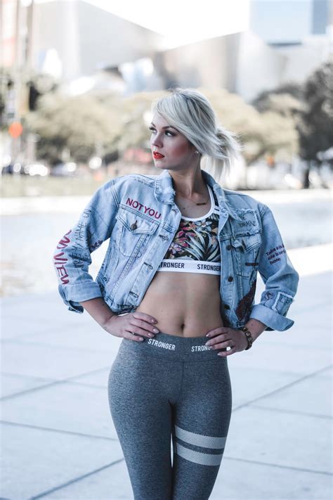 My favorite workout clothes from Stronger | German Blondy