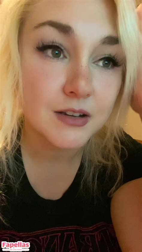 MissNerdyDirty Aka Https Aka Officialmissnerdydirty Nude Leaks OnlyFans Fapellas