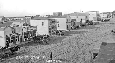 History in Photos: Prairie Towns