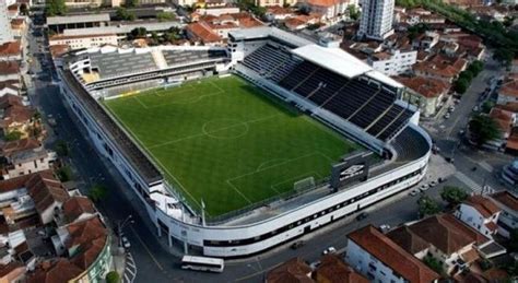Avaliações Sobre Estádio Urbano Caldeira - Estadio Urbano Caldeira - Campo Deportivo en el Centro de la Ciudad