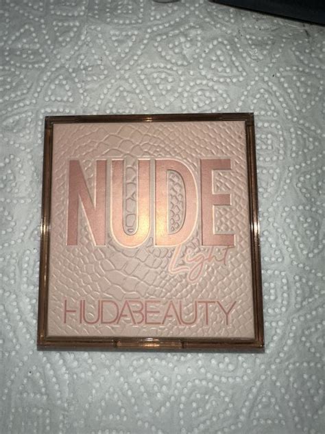Huda Beauty Nude