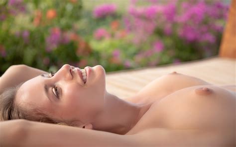 Wallpaper Danica Blonde Caucasian Fit Natural Natural Tits Big Tits Tits Nipples Smile