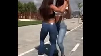 Hermosas Chicas Caminando Xvideos