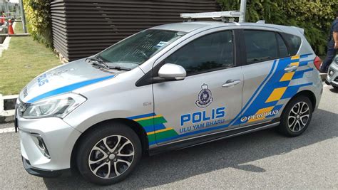 Perodua Myvi Peronda Polis Projek CSR Perodua Dan PDRM Bertugas Di